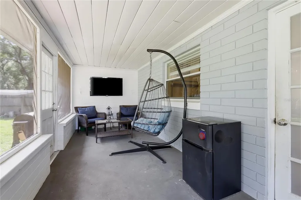 22 Virginia Avenue Deland FL 32724