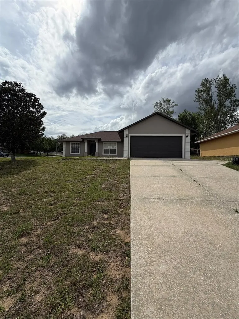 922 Elm Forest Drive Minneola FL 34715
