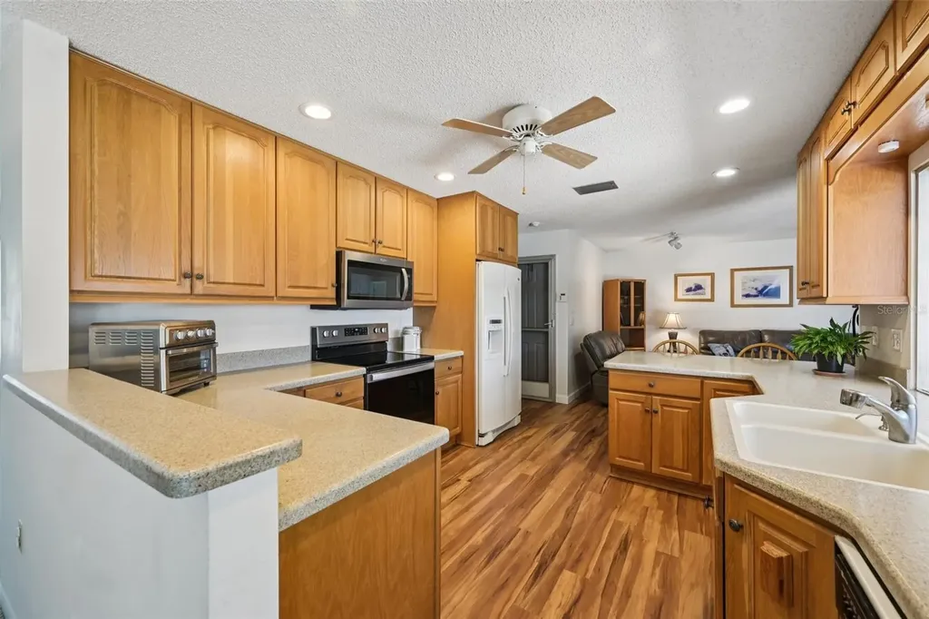 803 60th Street NW Bradenton FL 34209