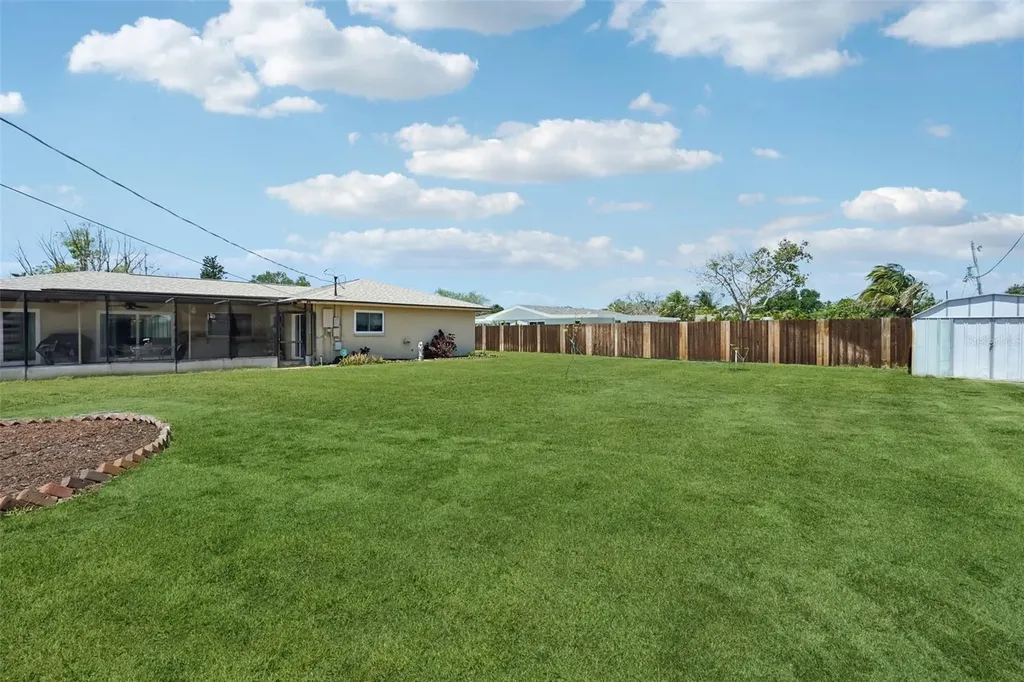 803 60th Street NW Bradenton FL 34209