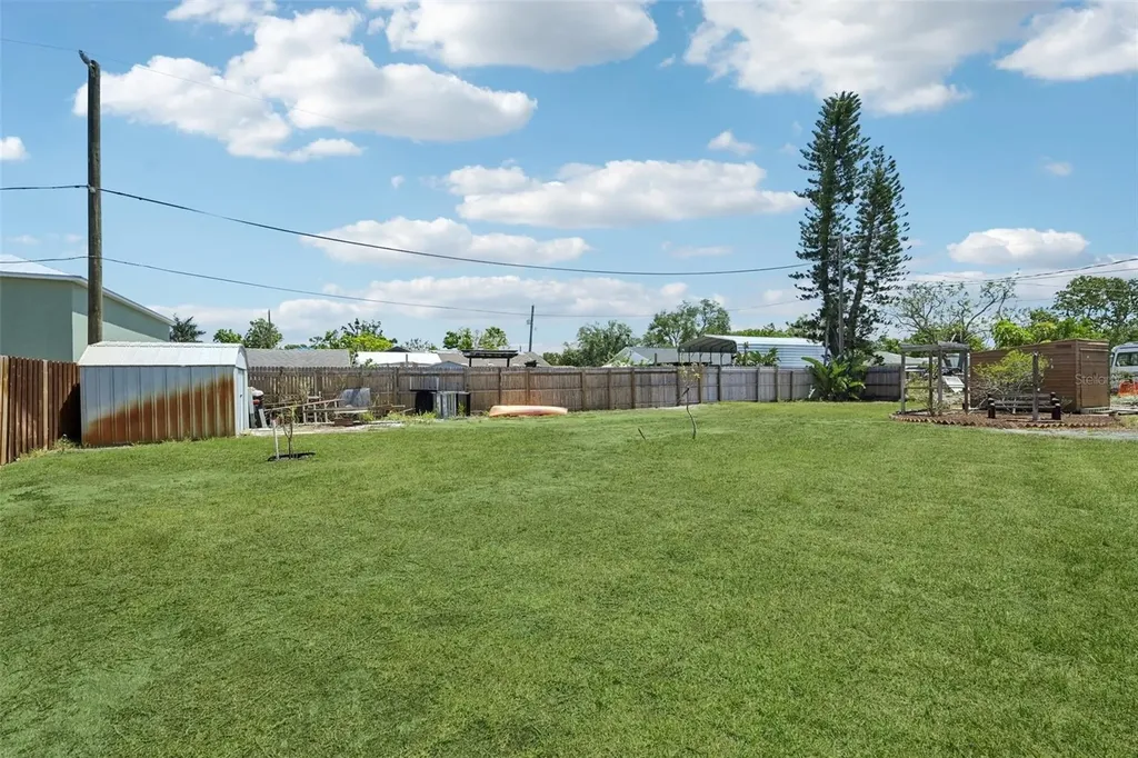 803 60th Street NW Bradenton FL 34209