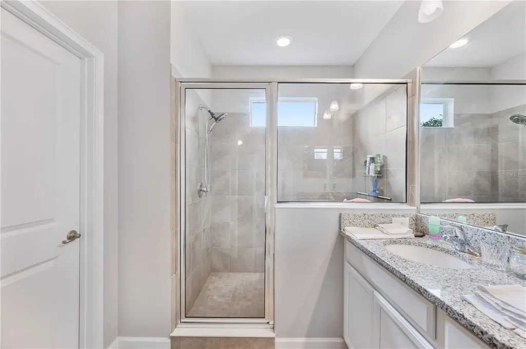 437 Sapphire Drive Davenport FL 33837
