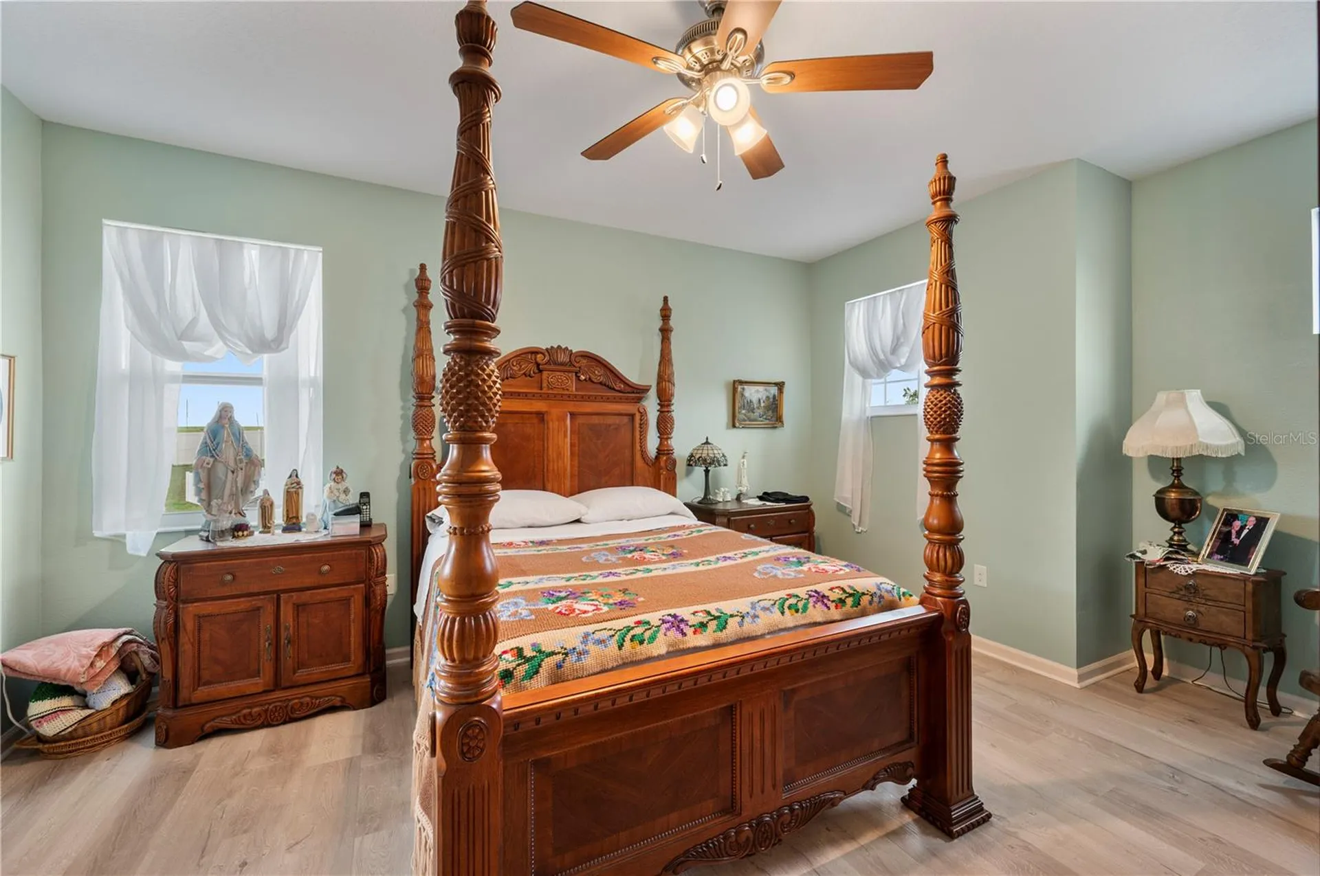 437 Sapphire Drive Davenport FL 33837