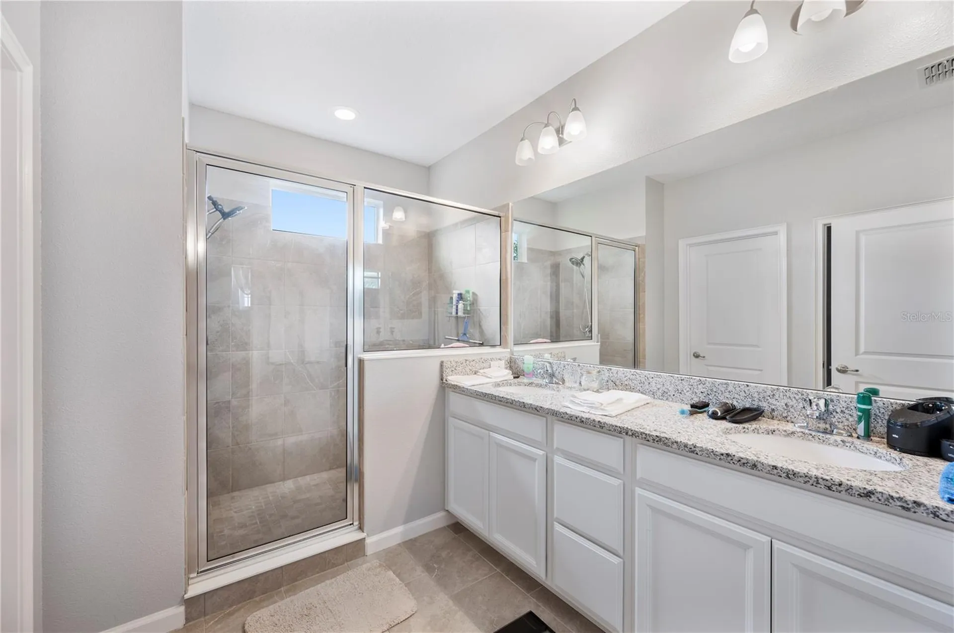 437 Sapphire Drive Davenport FL 33837