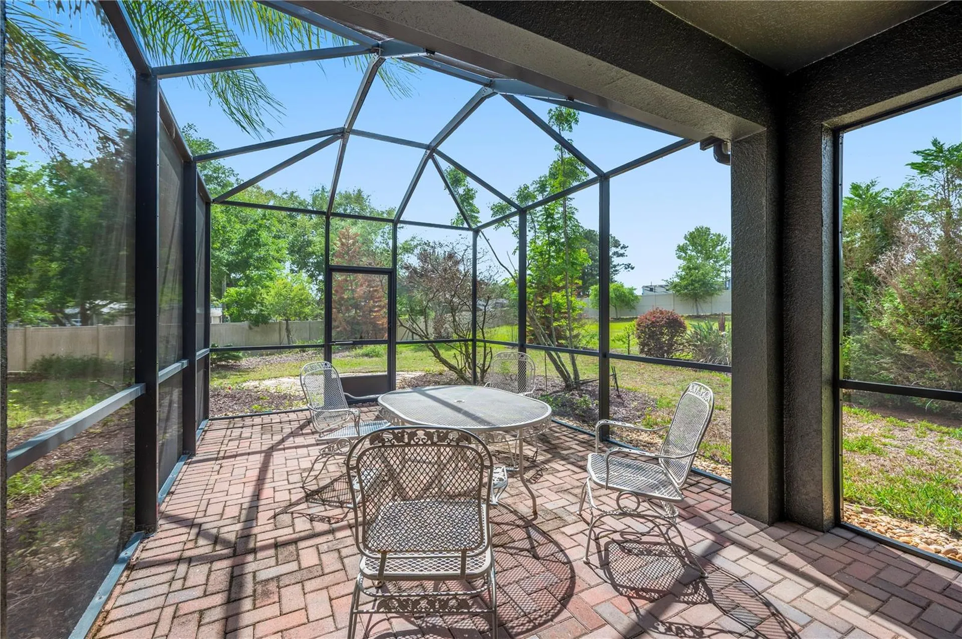 437 Sapphire Drive Davenport FL 33837