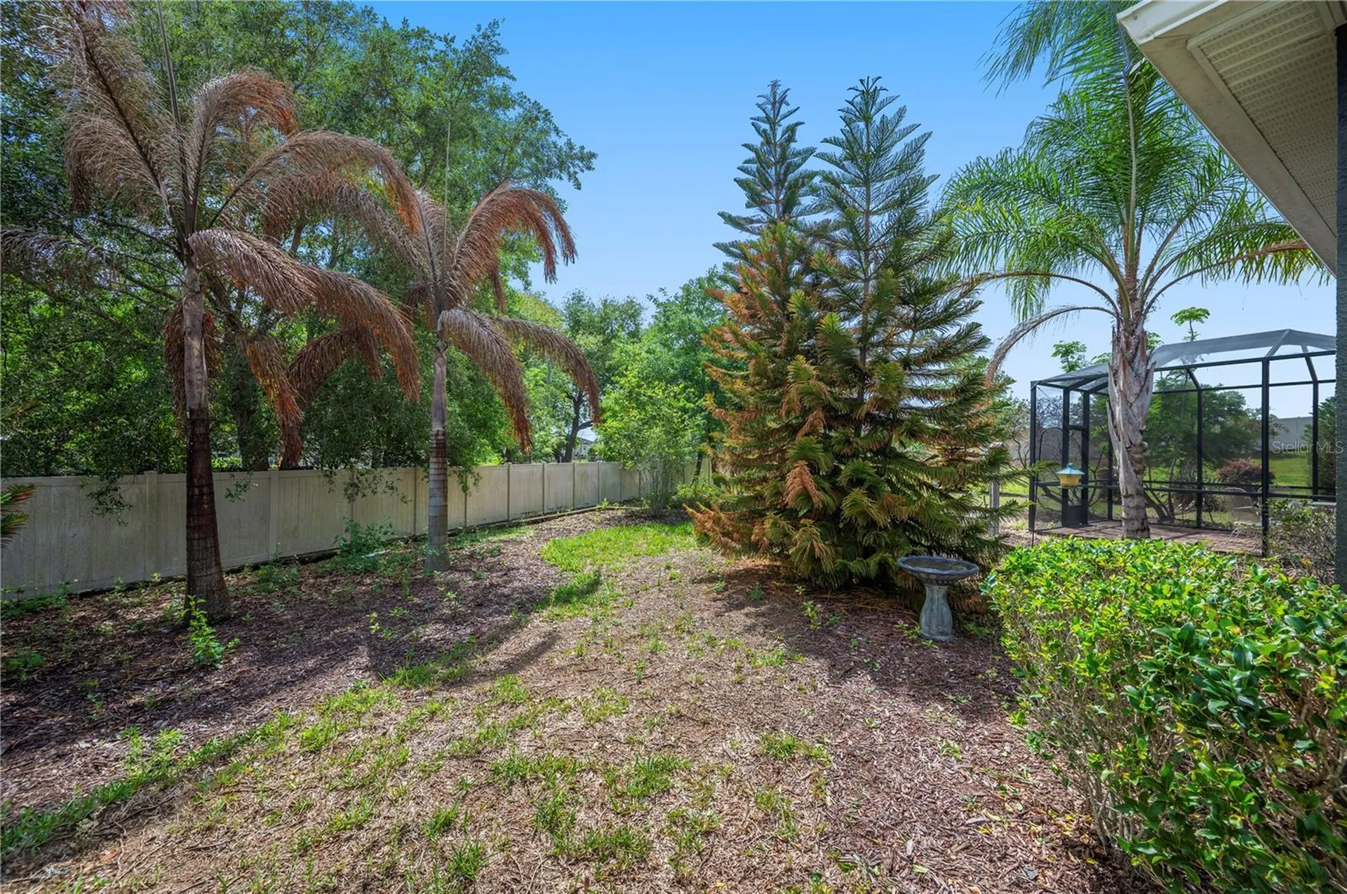 437 Sapphire Drive Davenport FL 33837