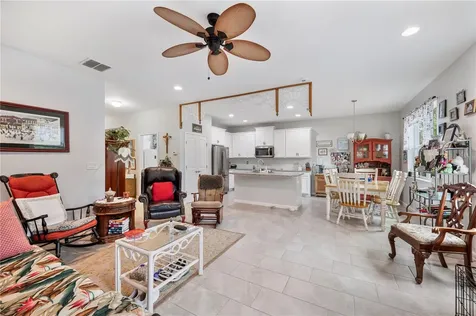 437 Sapphire Drive Davenport FL 33837