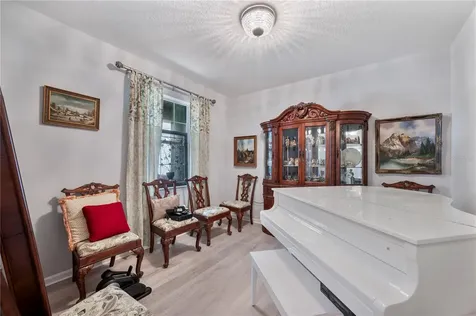 437 Sapphire Drive Davenport FL 33837