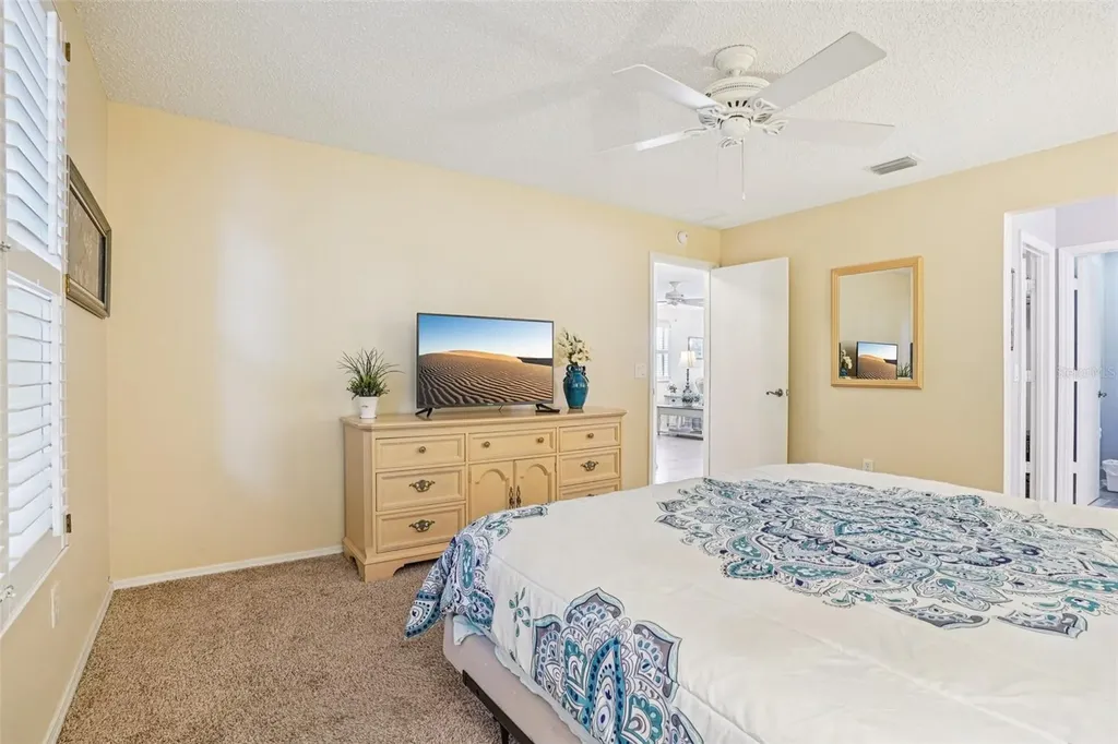 17263 SE 93rd Demoss Court The Villages FL 32162