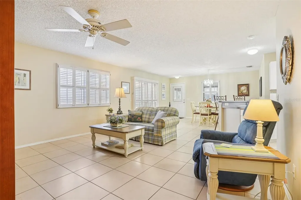 17263 SE 93rd Demoss Court The Villages FL 32162