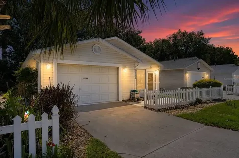 17263 SE 93rd Demoss Court The Villages FL 32162