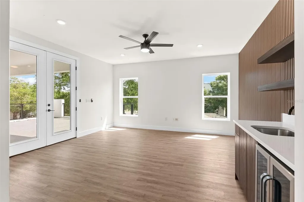 4604 W Euclid Avenue Tampa FL 33629