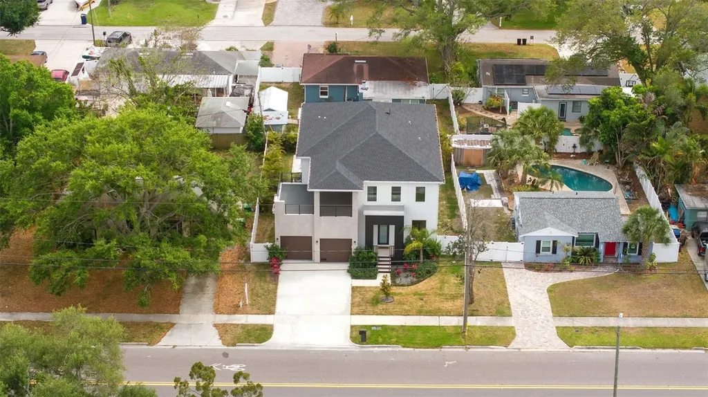 4604 W Euclid Avenue Tampa FL 33629