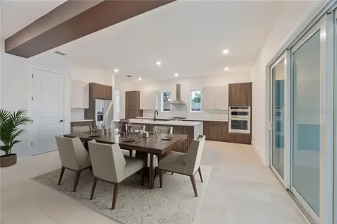 4604 W Euclid Avenue Tampa FL 33629