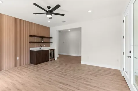 4604 W Euclid Avenue Tampa FL 33629