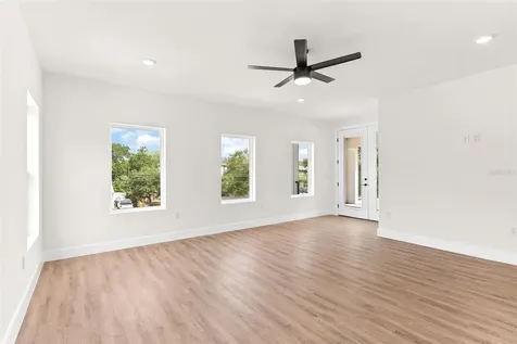 4604 W Euclid Avenue Tampa FL 33629