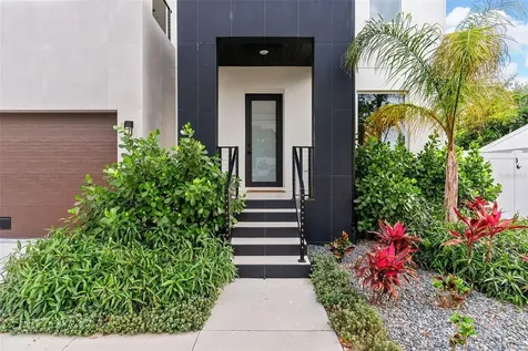 4604 W Euclid Avenue Tampa FL 33629