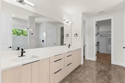 4604 W Euclid Avenue Tampa FL 33629