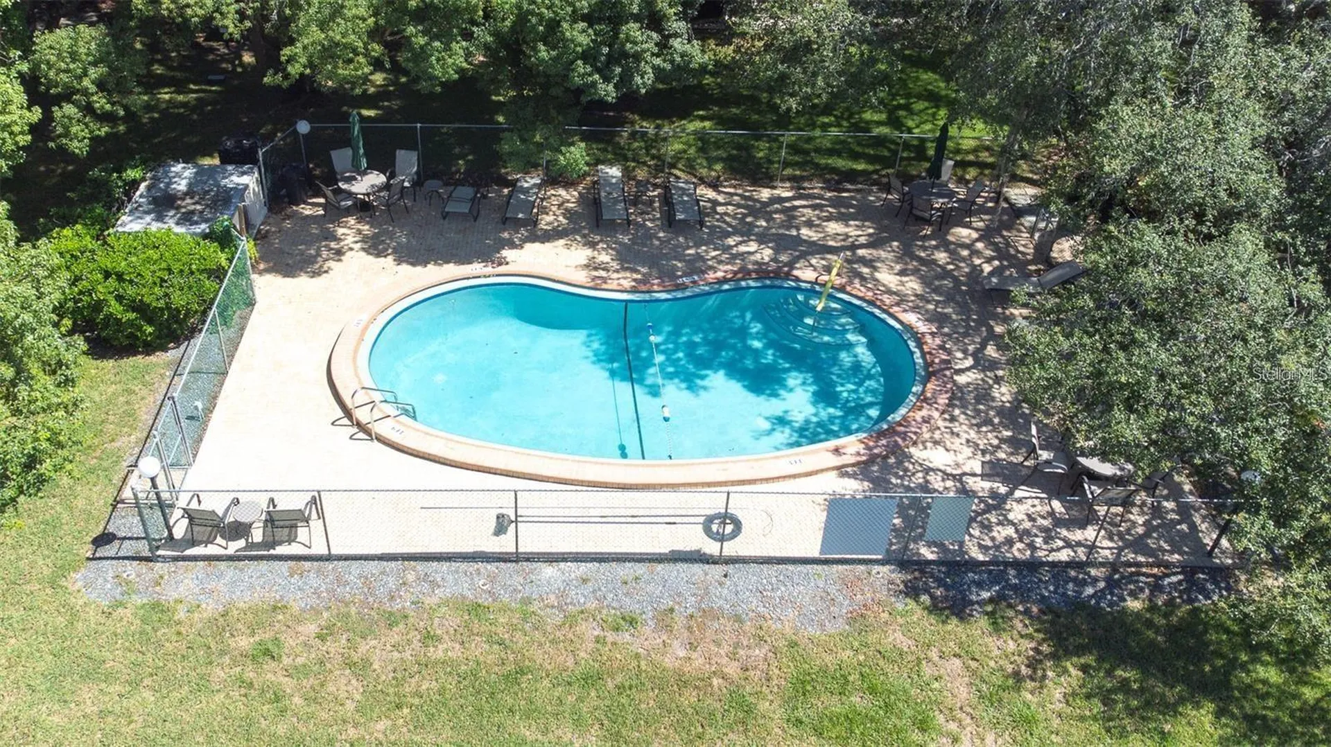 2201 Pine Drive Tarpon Springs FL 34689