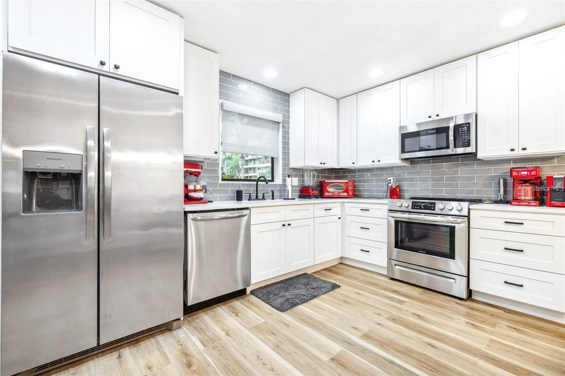 2201 Pine Drive Tarpon Springs FL 34689