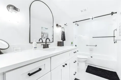 2201 Pine Drive Tarpon Springs FL 34689