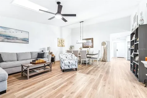 2201 Pine Drive Tarpon Springs FL 34689