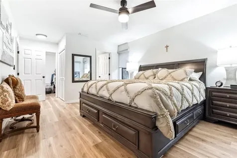 2201 Pine Drive Tarpon Springs FL 34689
