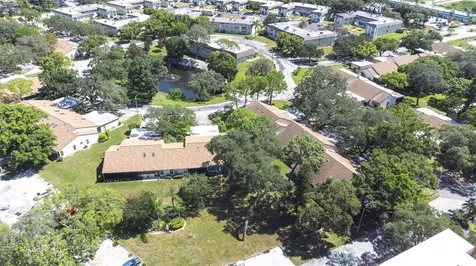 2201 Pine Drive Tarpon Springs FL 34689