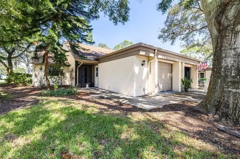 2201 Pine Drive Tarpon Springs FL 34689
