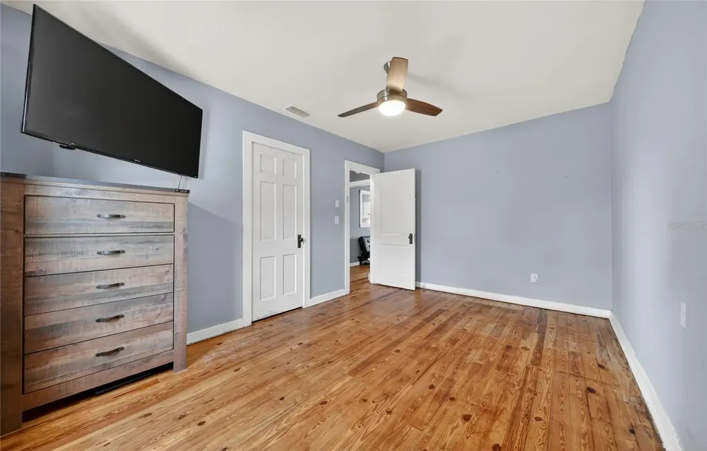 221 Avenue F SE Winter Haven FL 33880