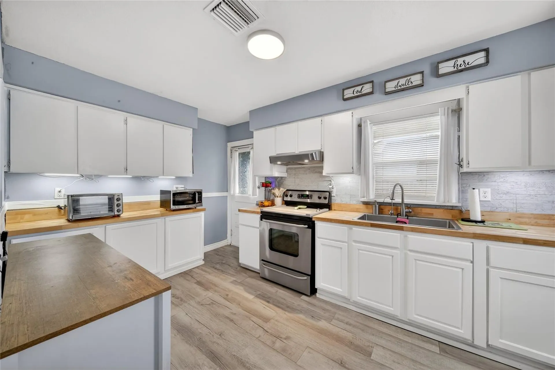 221 Avenue F SE Winter Haven FL 33880