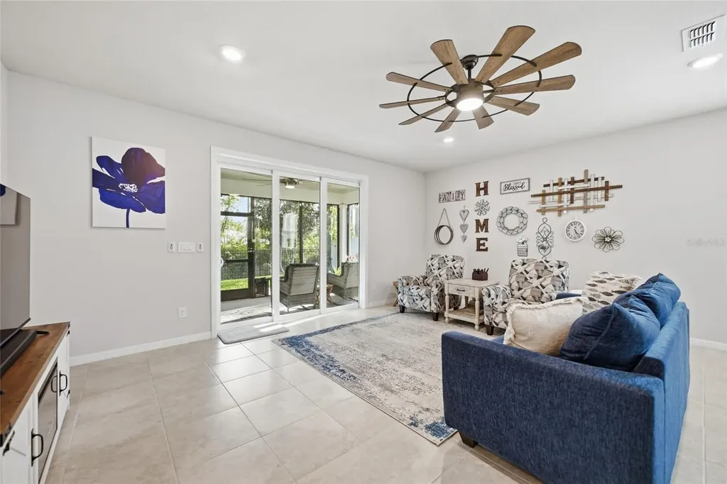 4594 Farmhouse Gate Trail Jacksonville FL 32226