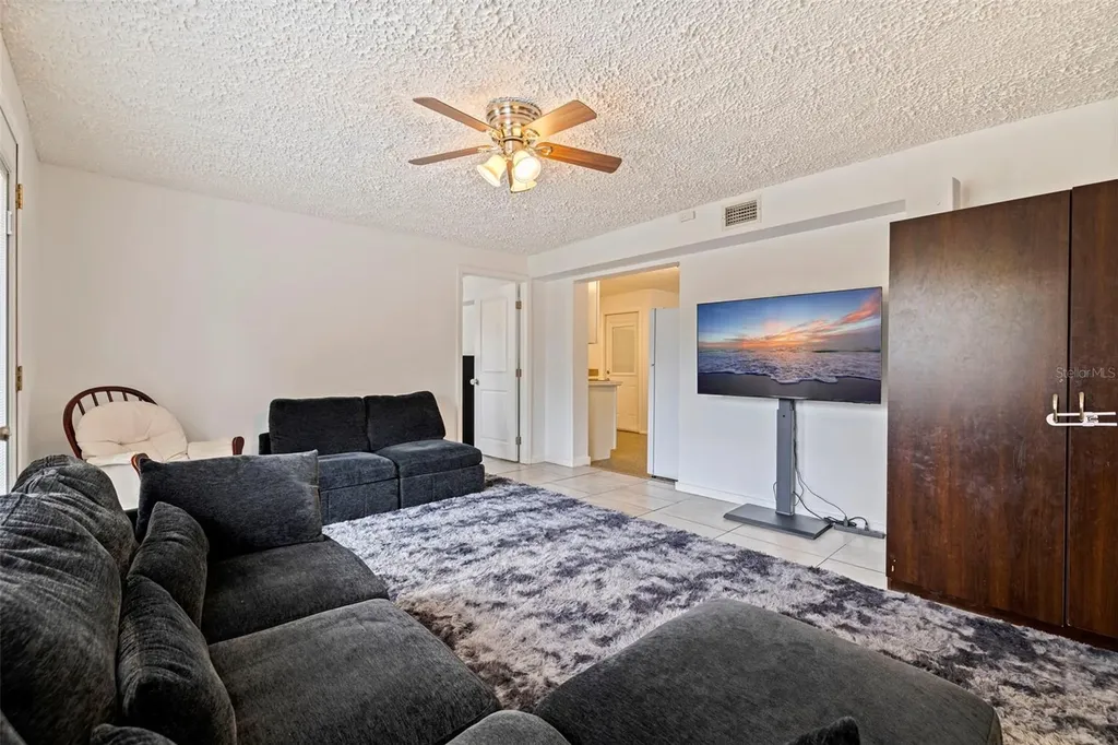 10356 111th Avenue Largo FL 33773