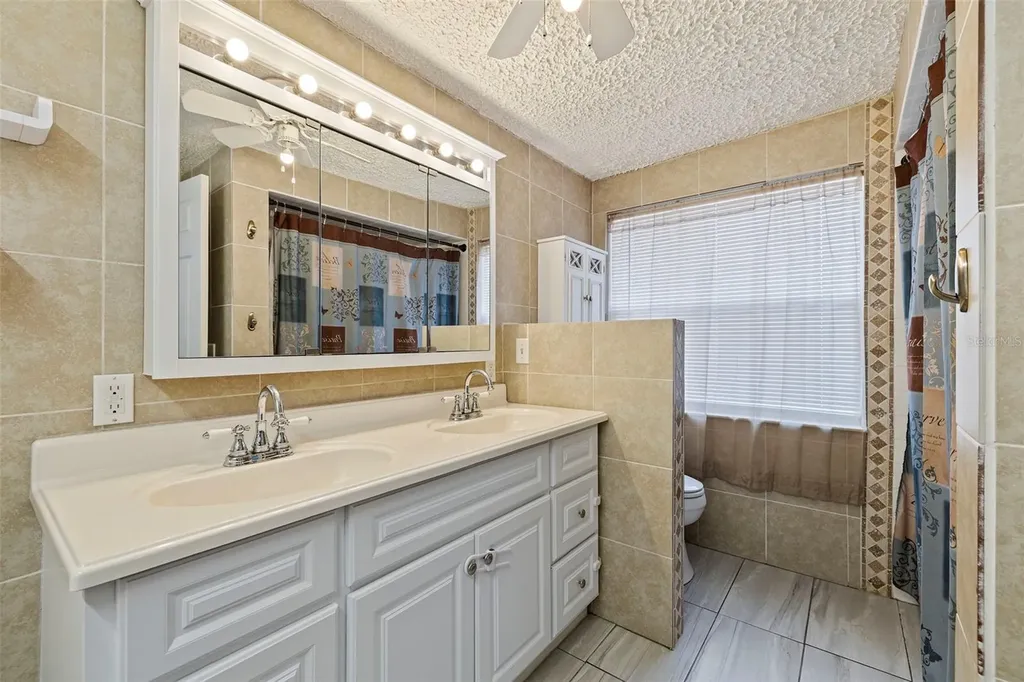 10356 111th Avenue Largo FL 33773