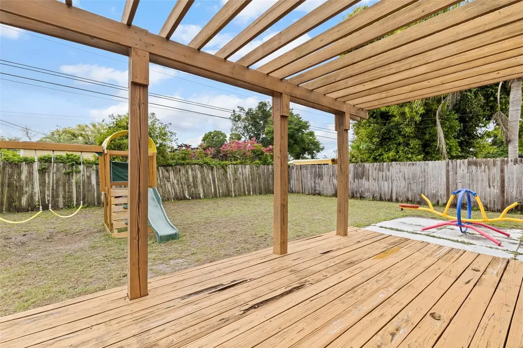 10356 111th Avenue Largo FL 33773