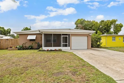 10356 111th Avenue Largo FL 33773