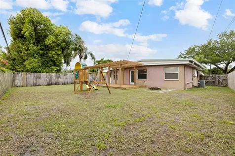 10356 111th Avenue Largo FL 33773