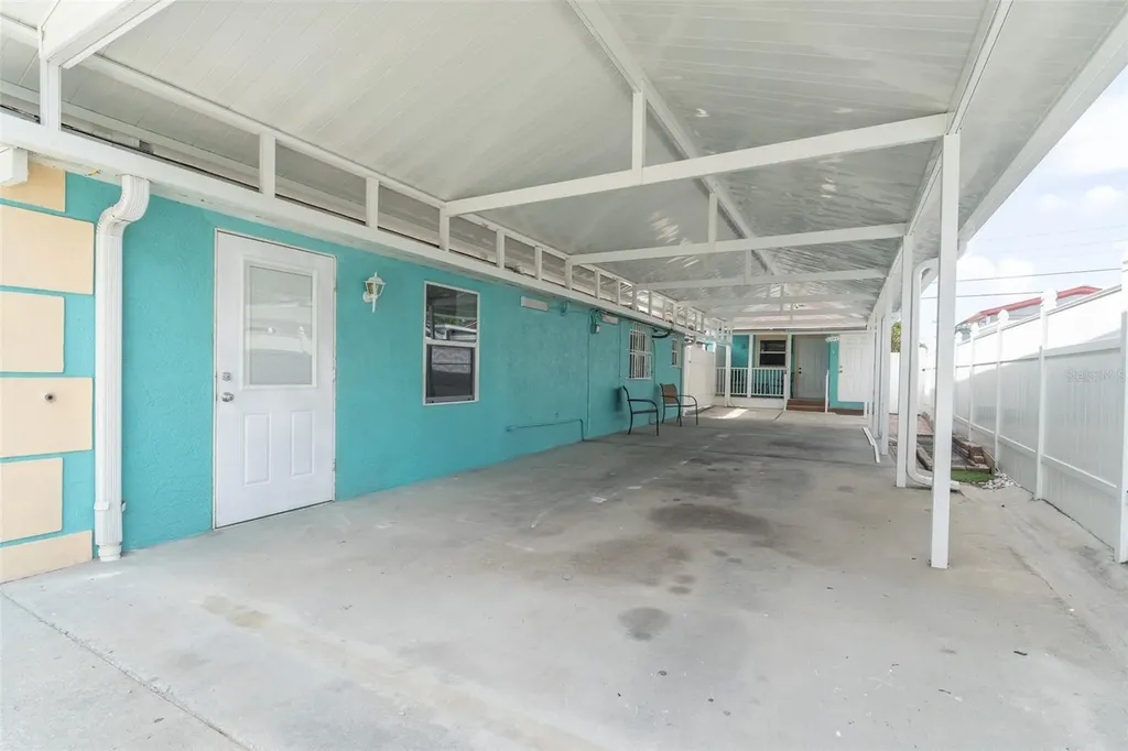 4540 W Jean Street Tampa FL 33614