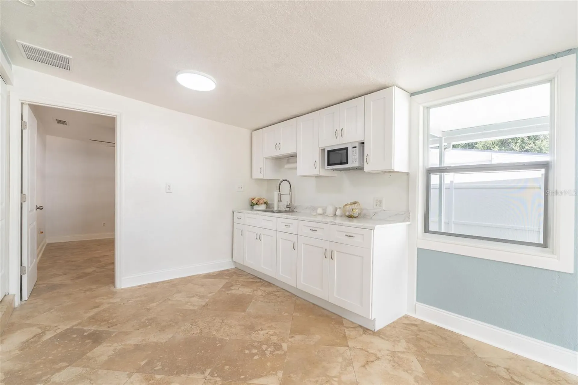4540 W Jean Street Tampa FL 33614