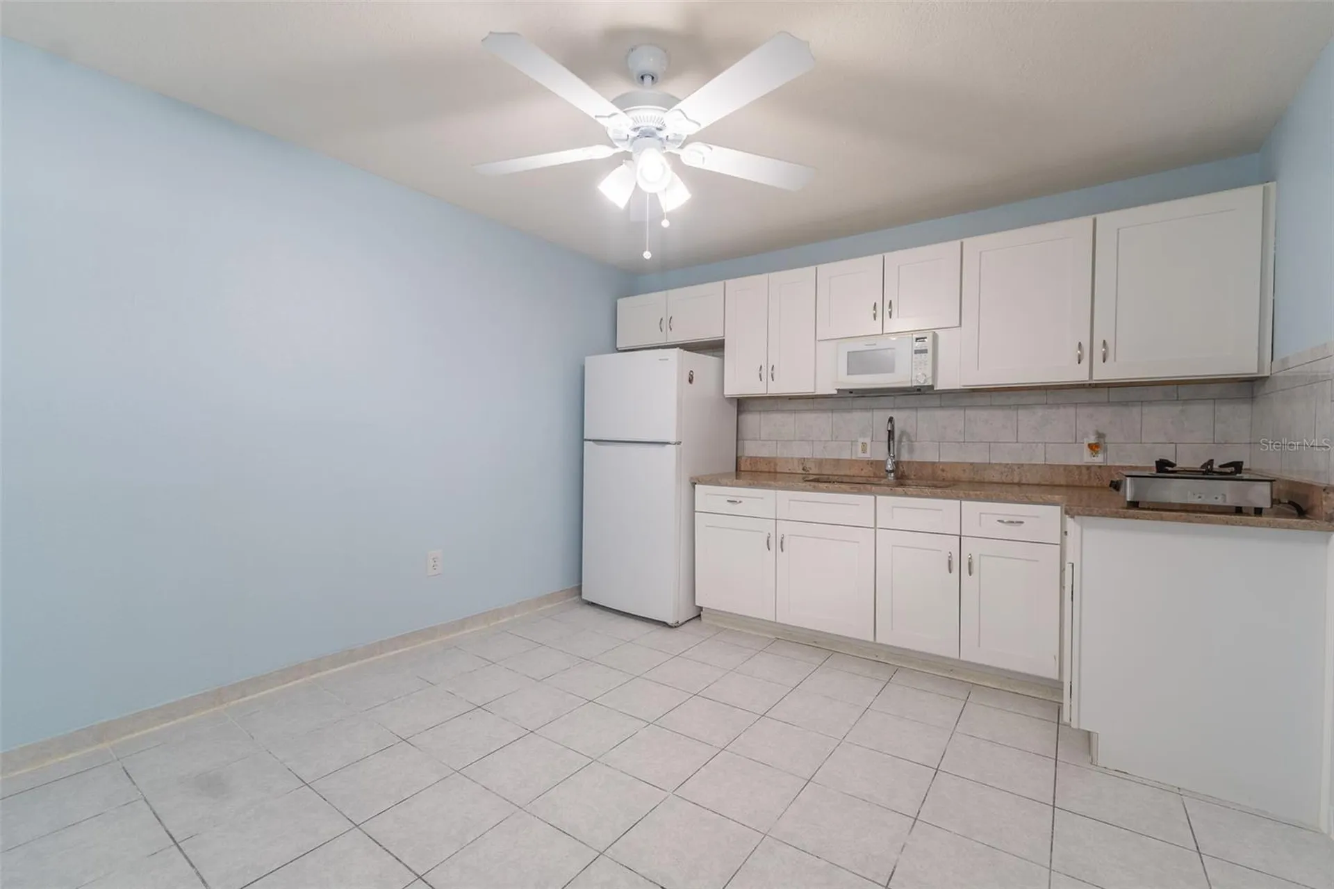 4540 W Jean Street Tampa FL 33614