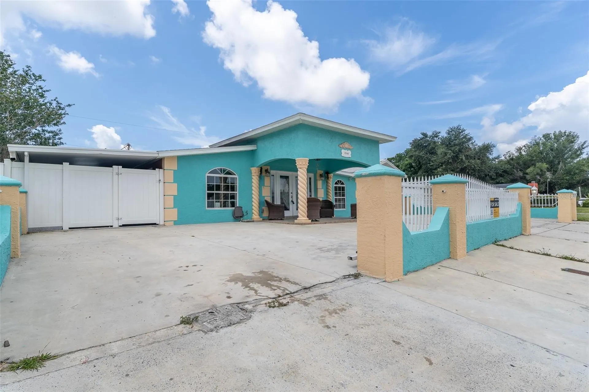 4540 W Jean Street Tampa FL 33614