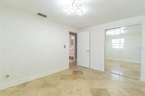 4540 W Jean Street Tampa FL 33614