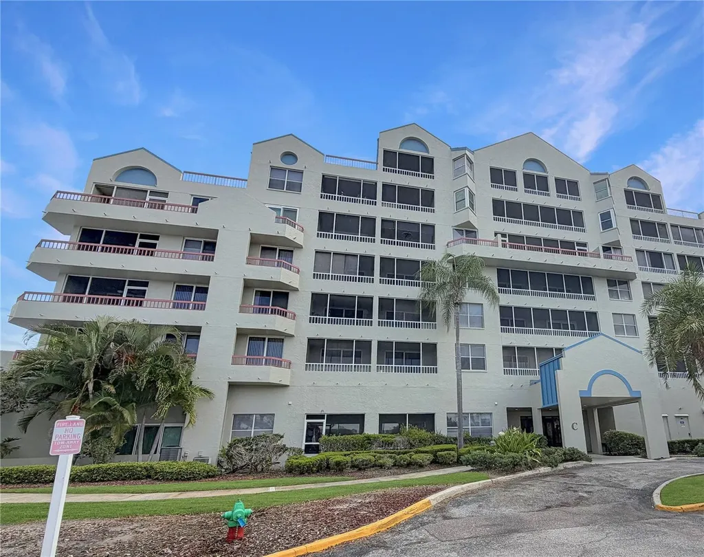 2333 Feather Sound Drive Clearwater FL 33762