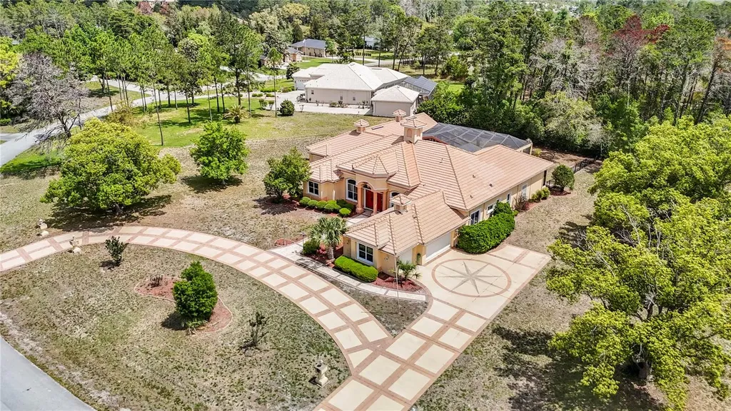 9460 Bearfoot Trail Weeki Wachee FL 34613