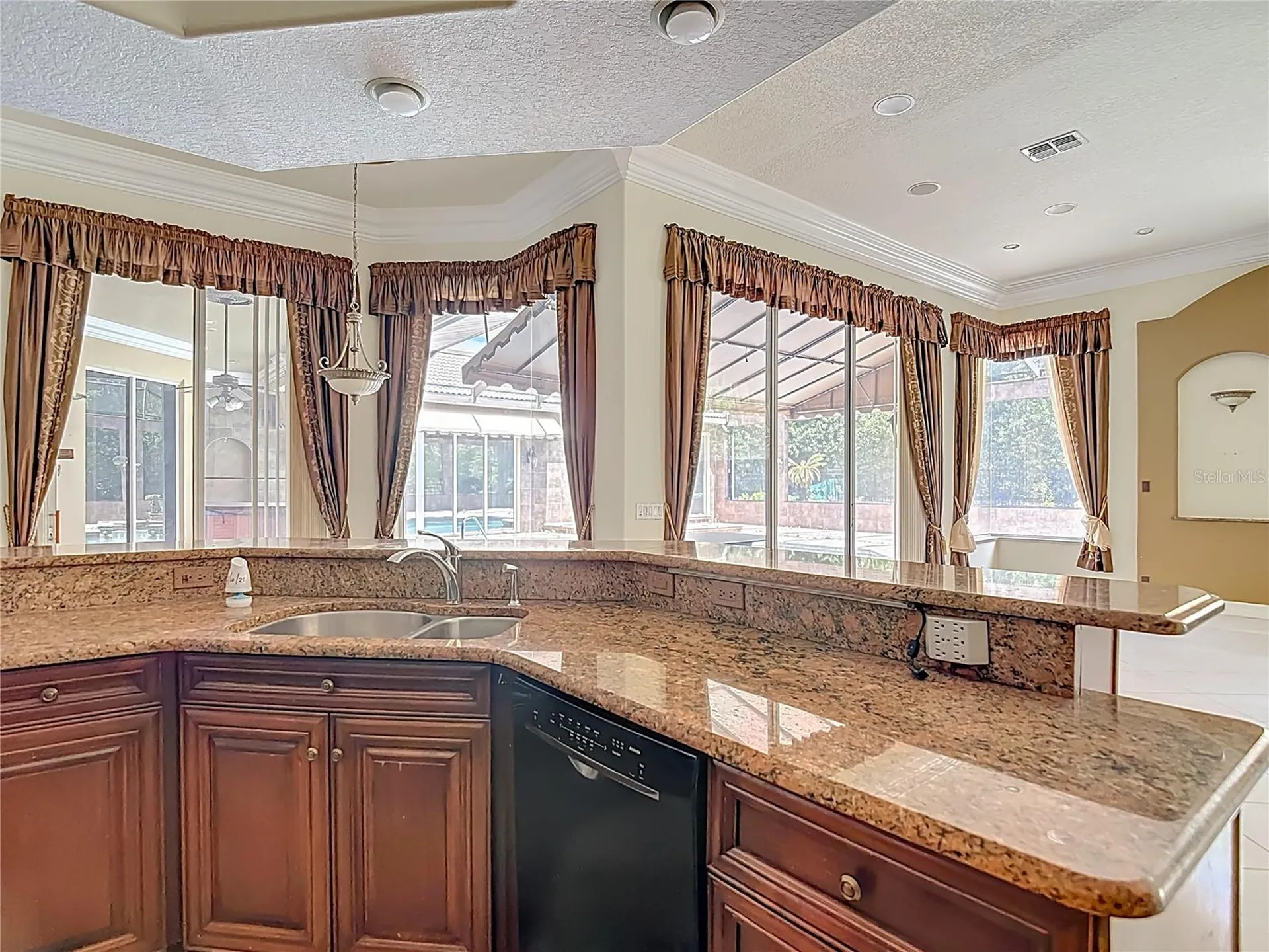9460 Bearfoot Trail Weeki Wachee FL 34613