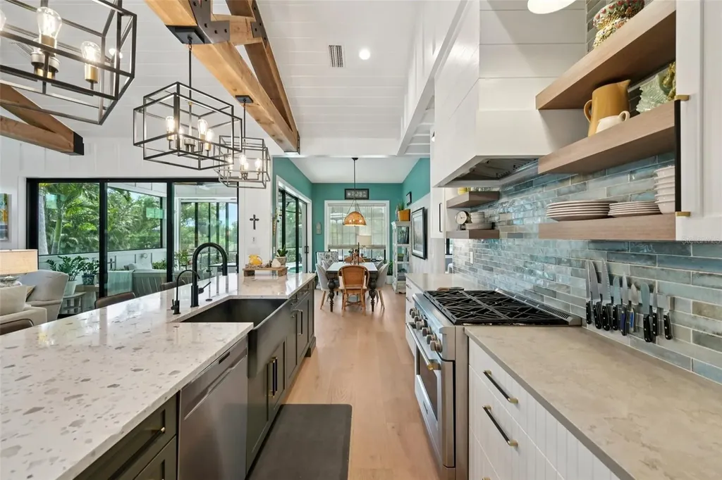 2204 89th Street NW Bradenton FL 34209