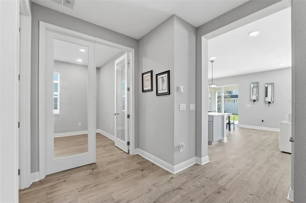 7273 Notched Pine Bend Wesley Chapel FL 33545