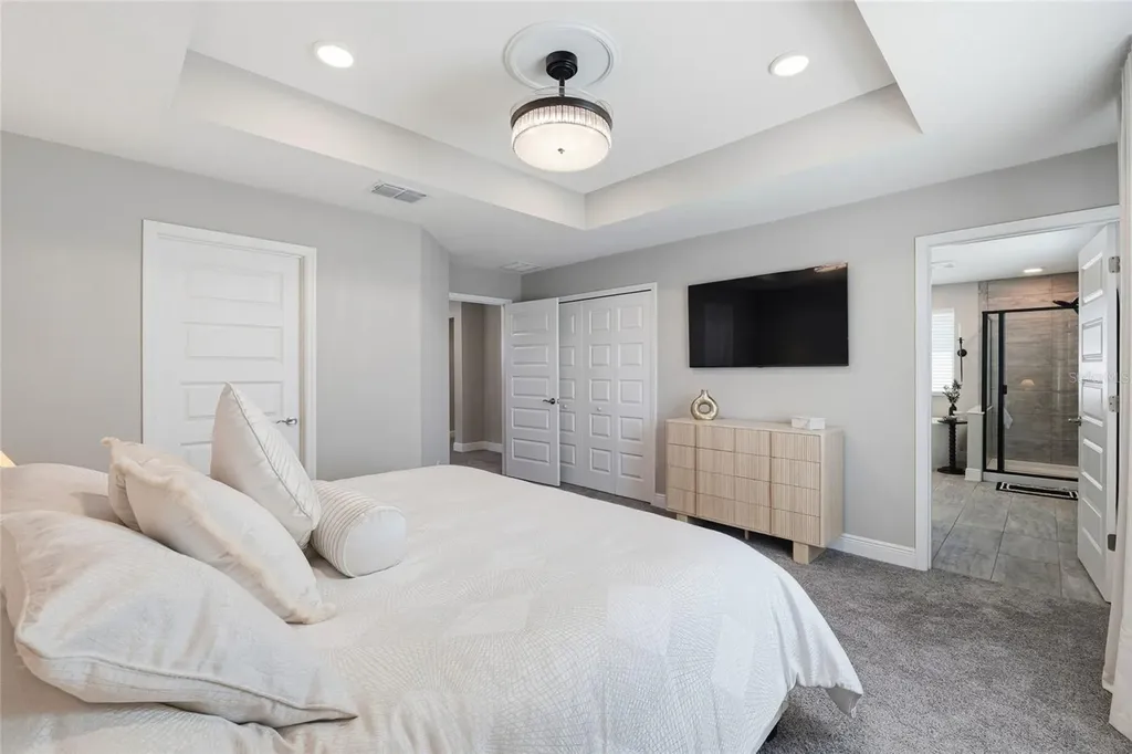 7273 Notched Pine Bend Wesley Chapel FL 33545