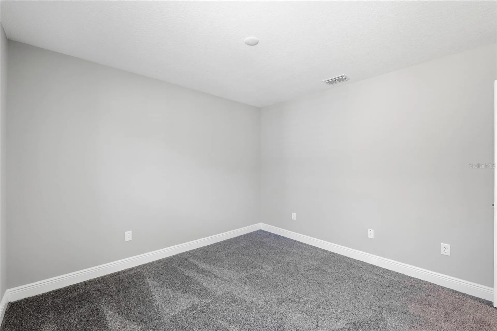 7273 Notched Pine Bend Wesley Chapel FL 33545