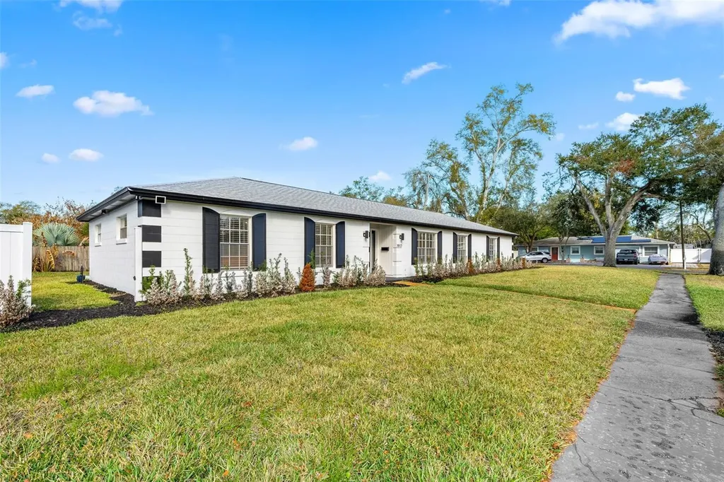 1917 Wyandotte Trail Casselberry FL 32707